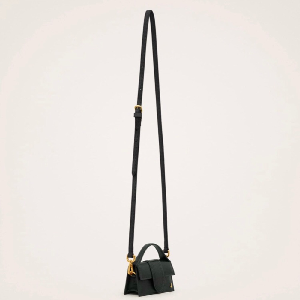jacquemus le bambino in black. - Picture 4 of 5